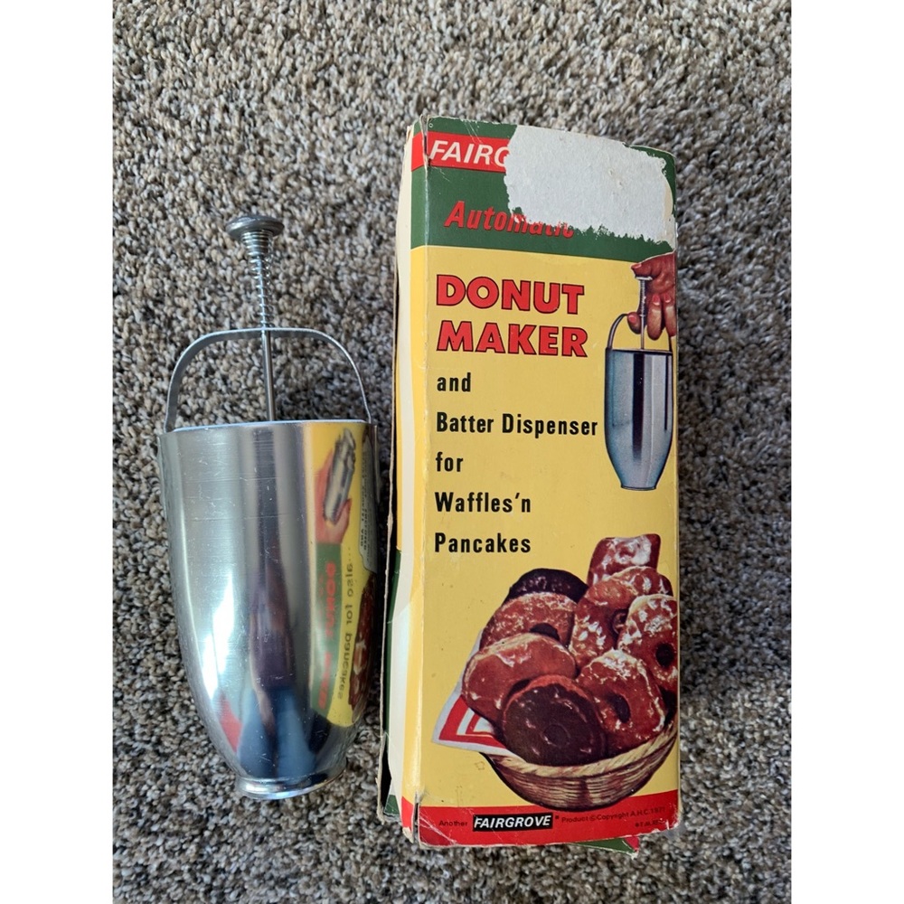 Fairgrove Vintage Donut / Pancake / Waffle Maker - Aluminum - Recipe Book -